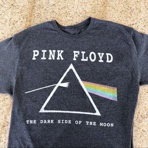 {Pink Floyd} Graphic Tee